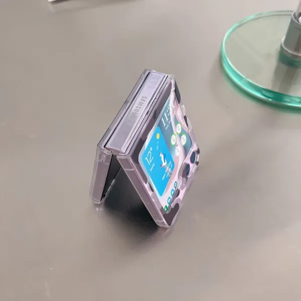 ART Plastový kryt pre Samsung Galaxy Z Flip7 FE 5G / Flip6 5G BLACK CAMO
