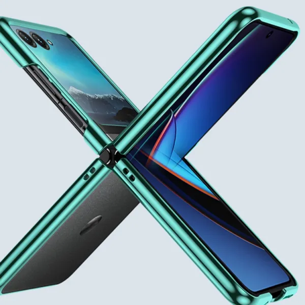 ELECTRO Plastový obal pre Motorola Razr 50 Ultra strieborný