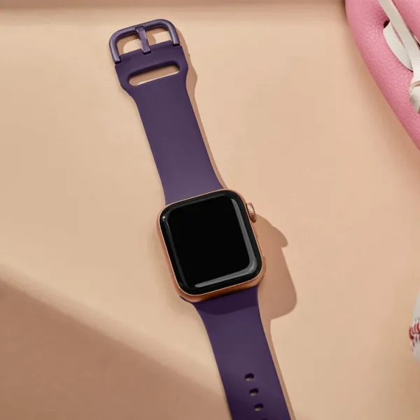 SILICONE Vymeniteľný remienok pre Apple Watch 10 / 11 42mm tmavofialový