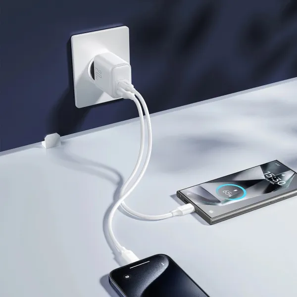 JOYROOM JR-TCF21 Sieťová nabíjačka USB-C / USB-A biela