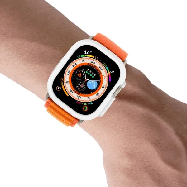 TPU HALF COVER Obal pre Apple Watch Ultra 1 / 2 / 3 49mm biely