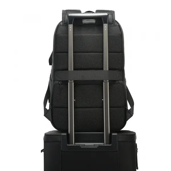 BANGE BG-3065 Priestranný batoh s priehradkou na notebook 15,6" šedý