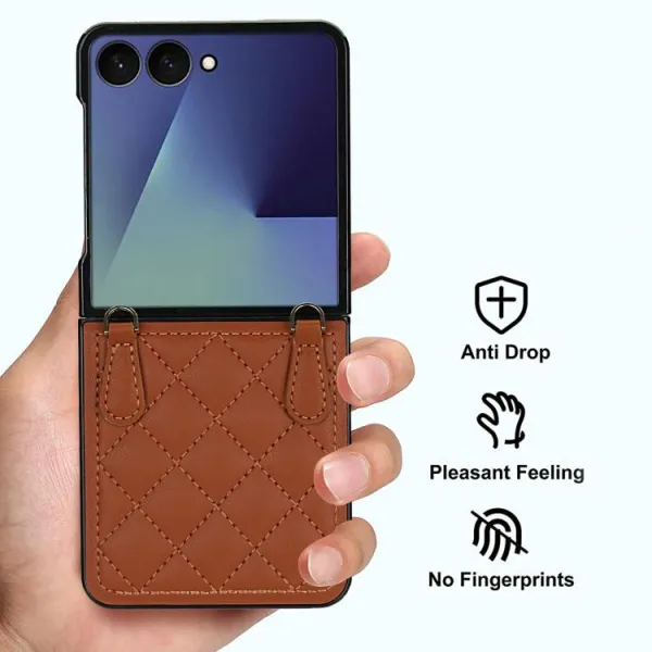 RHOMBIC Ochranný kryt s remienkom Samsung Galaxy Z Flip7 5G hnedý
