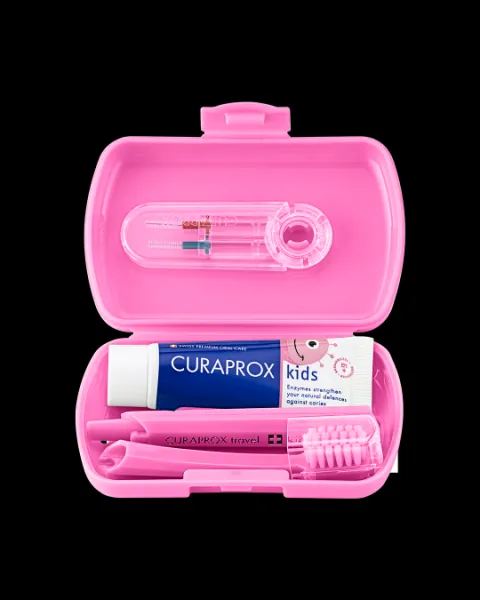 CURAPROX Kids travel set (ružový (1x zubná kefka, 2x medzizubná kefka CPS, 1x zubná pasta melón 6+ 10 ml, 1x nálepka) 1x1 set)