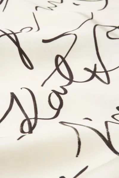 Šaty Karl Lagerfeld Satin Dress Scribble Aop