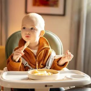 PETITE&MARS Poťah sedadla a podnos k detskej stoličke Gusto Pastel Beige