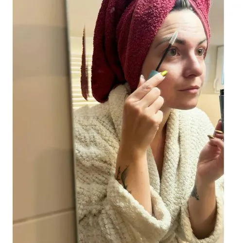 Posilňujúce sérum na riasy a obočie laSaponaria 10ml