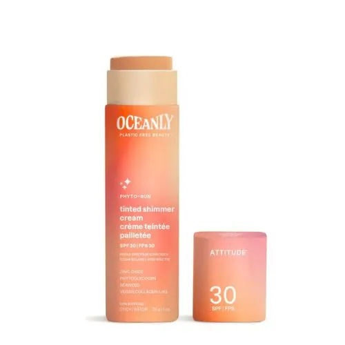 Attitude Oceanly Plastic Free Beauty tónujúci hydratačný krém trblietavý SPF 30 30 g