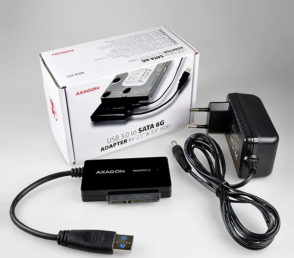 AXAGON ADSA-FP3, USB 5Gbps - SATA 6G, 3.5" HDD FASTport3 adaptér, vrátane AC napájača