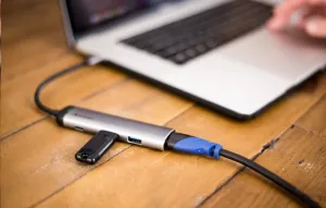 VERBATIM 49140 Multiportový HUB USB-C, 2x USB 3.0, 1x USB-C, HDMI, šedý dok