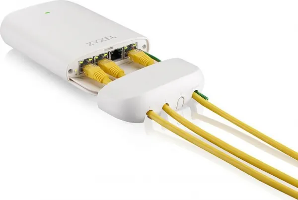 Zyxel PoE12-3PD, 4x 1Gb port PoE extender. 45W PoE budget, IP55 rated (outdoor)