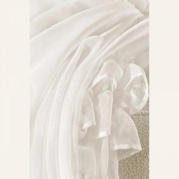 KrémovázáclonaFRILLAsvolánminastiebornépriechodky300x250cm