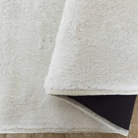 KrémovýkoberecsvyššímvlasomŠírka:80cm|Dĺžka:150cm55914_110697