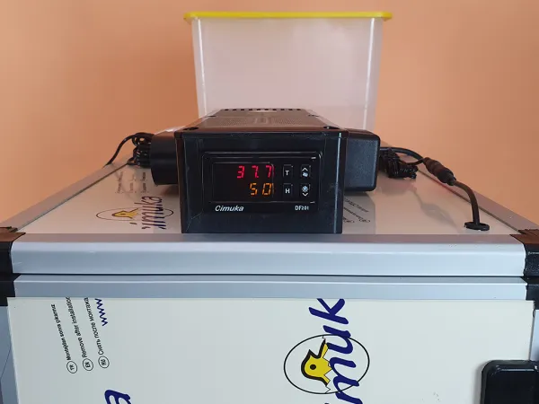 Bravson Plne automatická liaheň na vajcia CIMUKA CT180SH AUTOMATIC