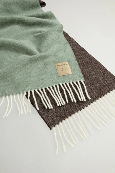 Šál Woolrich Color Block Wool Scarf Soil Brown