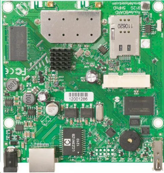 MikroTik RouterBOARD BaseBox 5, 600MHz CPU, 64MB RAM, 1x LAN, integ. 5GHz Wi-Fi, vrátane. Licencia L4