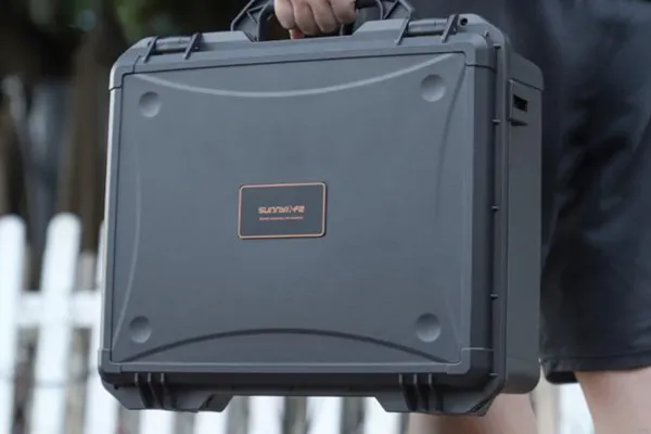 Stablecam Vodotesné bezpečnostné puzdro Sunnylife s ramenným popruhom pre DJI Mavic 4 Pro 1DJ8101