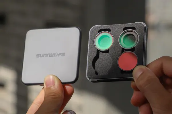 Stablecam Sunnylife Insta360 GO Ultra balenie 3 filtrov (CPL+ND16+1/4 čierny Mi 1INST912