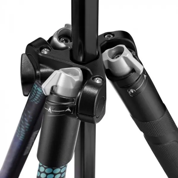 Manfrotto Element MII Aluminium, modrý, 4 Sec, BH 44317