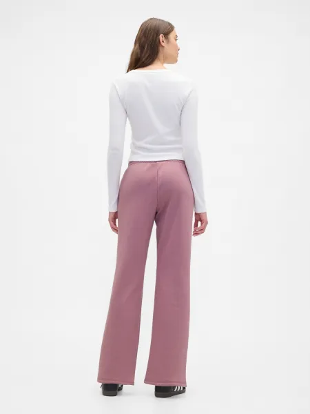 GAP Sweatpants with Logo - Women's