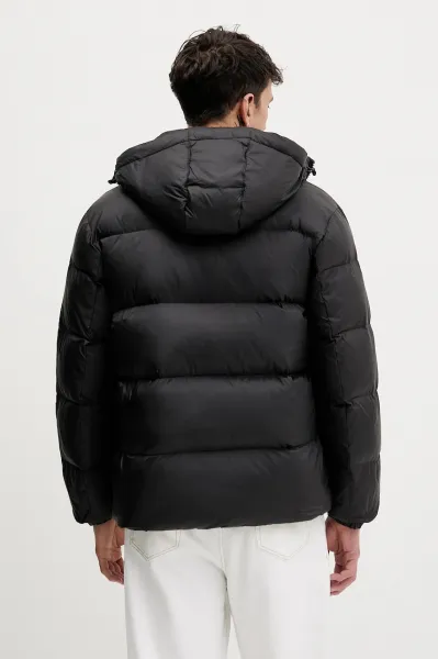 Páperová bunda Tommy Jeans pánska, čierna farba, zimná, oversize, DM0DM19786