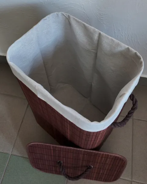 Veľkýbambusovýkôšnaprádlosvekom72Lsivá