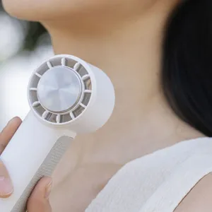 Livefy Spin ručný / stolný ventilátor, modrý
