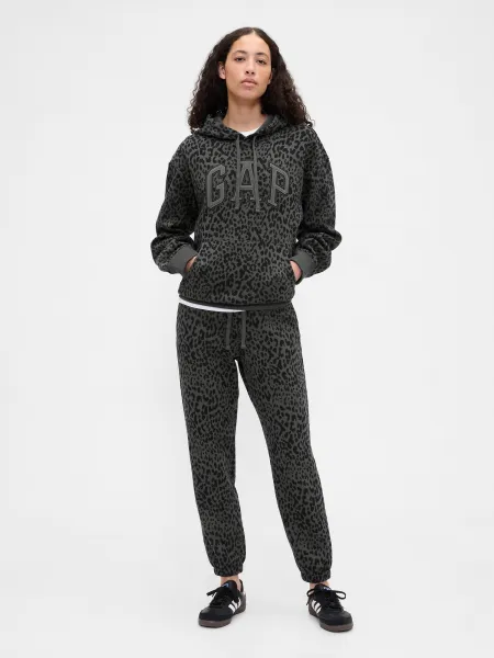GAP Sweatshirt with logo - Women's