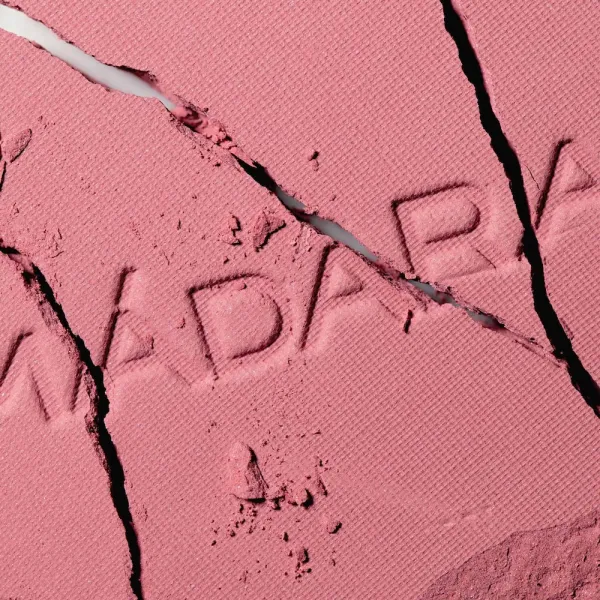 MÁDARA Magnetic Blush púdrová lícenka odtieň Cold Cheeks 6 g