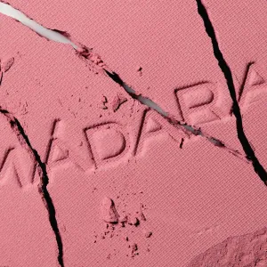 MÁDARA Magnetic Blush púdrová lícenka odtieň Cold Cheeks 6 g