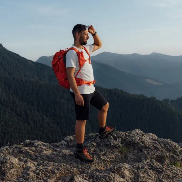 Pánska členková turistická celokožená obuv NORTHFINDER Parvat olive