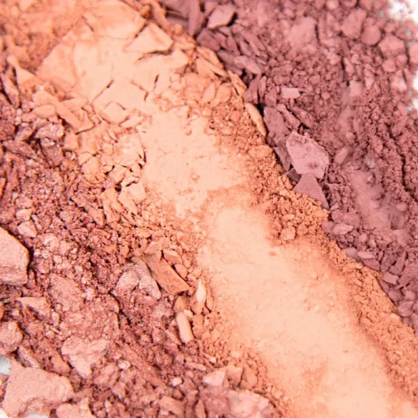 theBalm It's a Date® lícenka a očné tiene v jednom odtieň It's a Date® 6.5 g