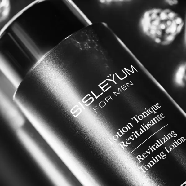 Sisley Sisleÿum Revitalizing Toning Lotion tonizačná pleťová voda pre obnovu kožnej bariéry pre mužov 150 ml