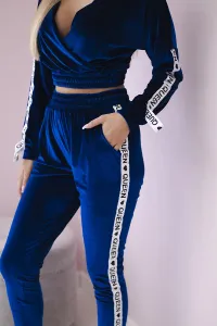 Legínovo Velúrová súprava s nápisom Queen cappuccino Farba: Modrá, Veľkosť: UNI