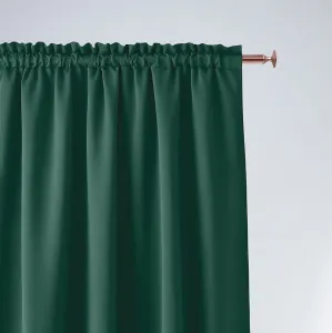 ZelenýzávesAurasozavesenímnariasiacupásku140x300cm
