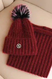 Legínovo Dámska zimná súprava s brmbolcom a nákrčníkom v ťavej farbe Farba: Hnedá, Veľkosť: UNI