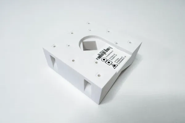 OEM TP-LINK adaptér držáků kamer D-TC3XX-C,D-TC5XX-C,D-TC5XX-CL pro uchycení na sloup (60-130mm), bílý s krytkou kabelů(1ks)