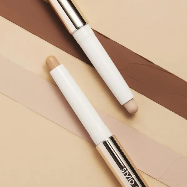 Sisley Stylo Correct ošetrujúci korektor s vysokým krytím odtieň N°4 1.7 g