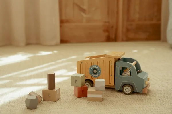Little Dutch Drevené auto s vyklápačkou | FSC drevo