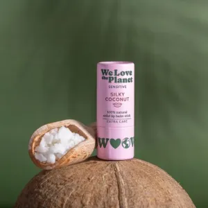Prírodný balzam na pery Silky Coconut We Love the Planet 4,9 g