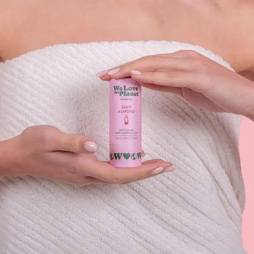 Prírodný tuhý dezodorant Soft Almond Sensitive We love the planet 40g
