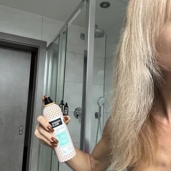 Bezoplachová vlasová hmla Nuggela & Sulé 207 ml
