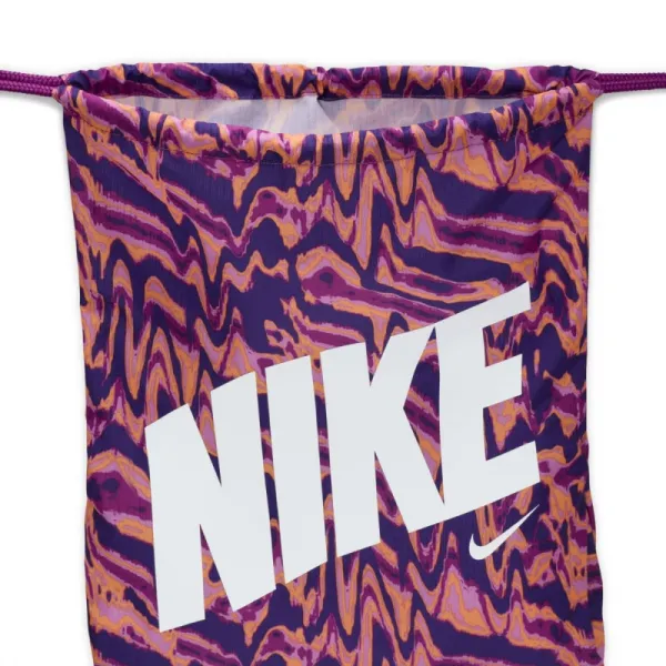 Detské vrecko na prezúvky NIKE Y NK DRAWSTRING - CAT AOP FA25
