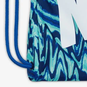 Detské vrecko na prezúvky NIKE Y NK DRAWSTRING - CAT AOP FA25
