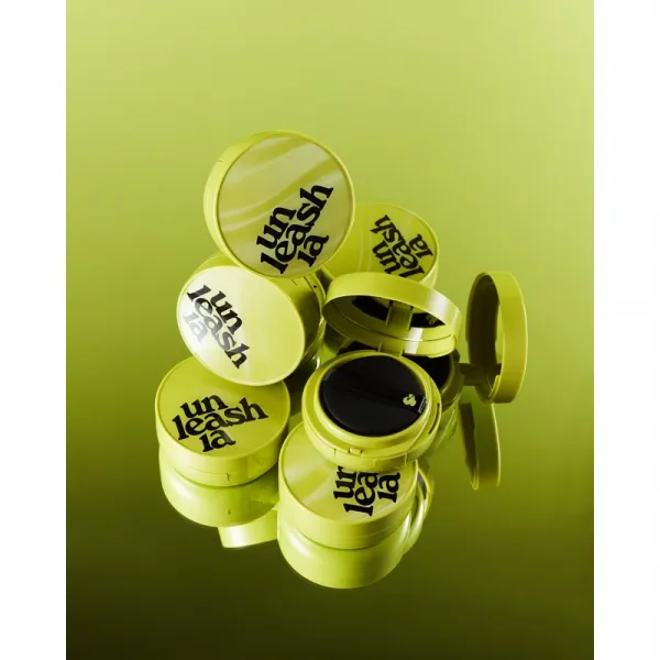 Unleashia Satin Wear Healthy Green Cushion dlhotrvajúci make-up v hubke SPF 30 odtieň 23W Bisque 15 g
