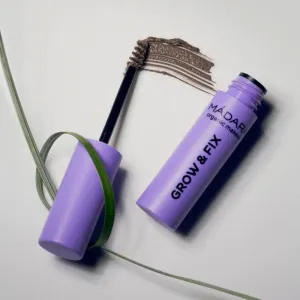 MÁDARA Grow & Fix tónovací gél na obočie odtieň Ash Brown 4,25 ml