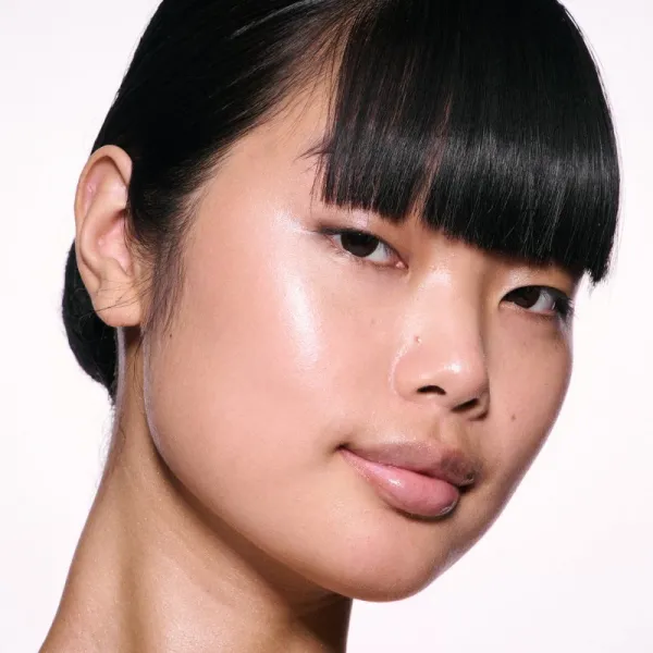 MAC Cosmetics Skinfinish Lightstruck tekutý rozjasňovač odtieň Lightscape 15 ml