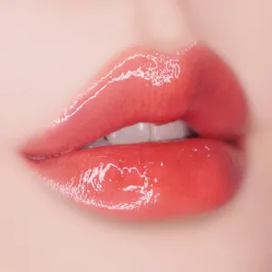 Unleashia Sisua Popcorn Syrup Lip Plumper hydratačný lesk na pery odtieň No.1 Strawberry Cream 3.8 g