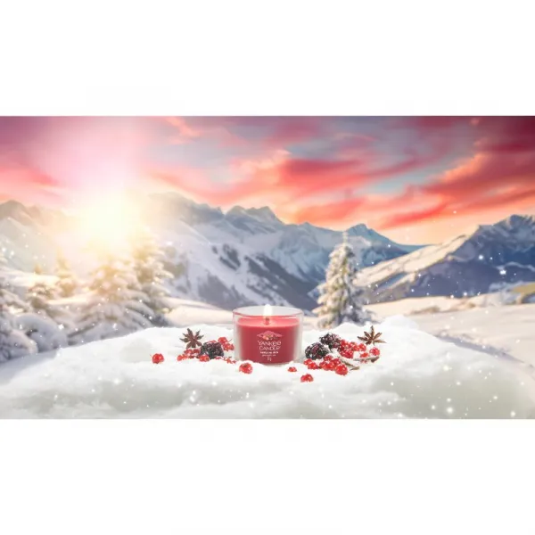 Yankee Candle Santa On Skis votívna sviečka glass 37 g