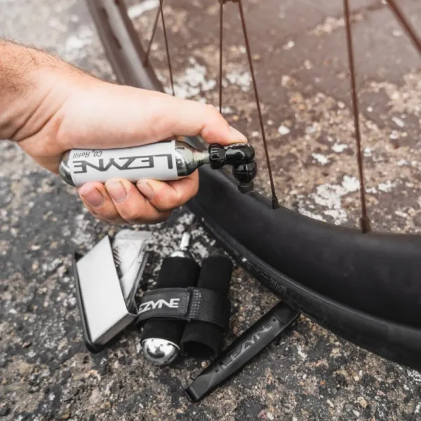 Pumpa na bicykel LEZYNE TWIN KIT 25G